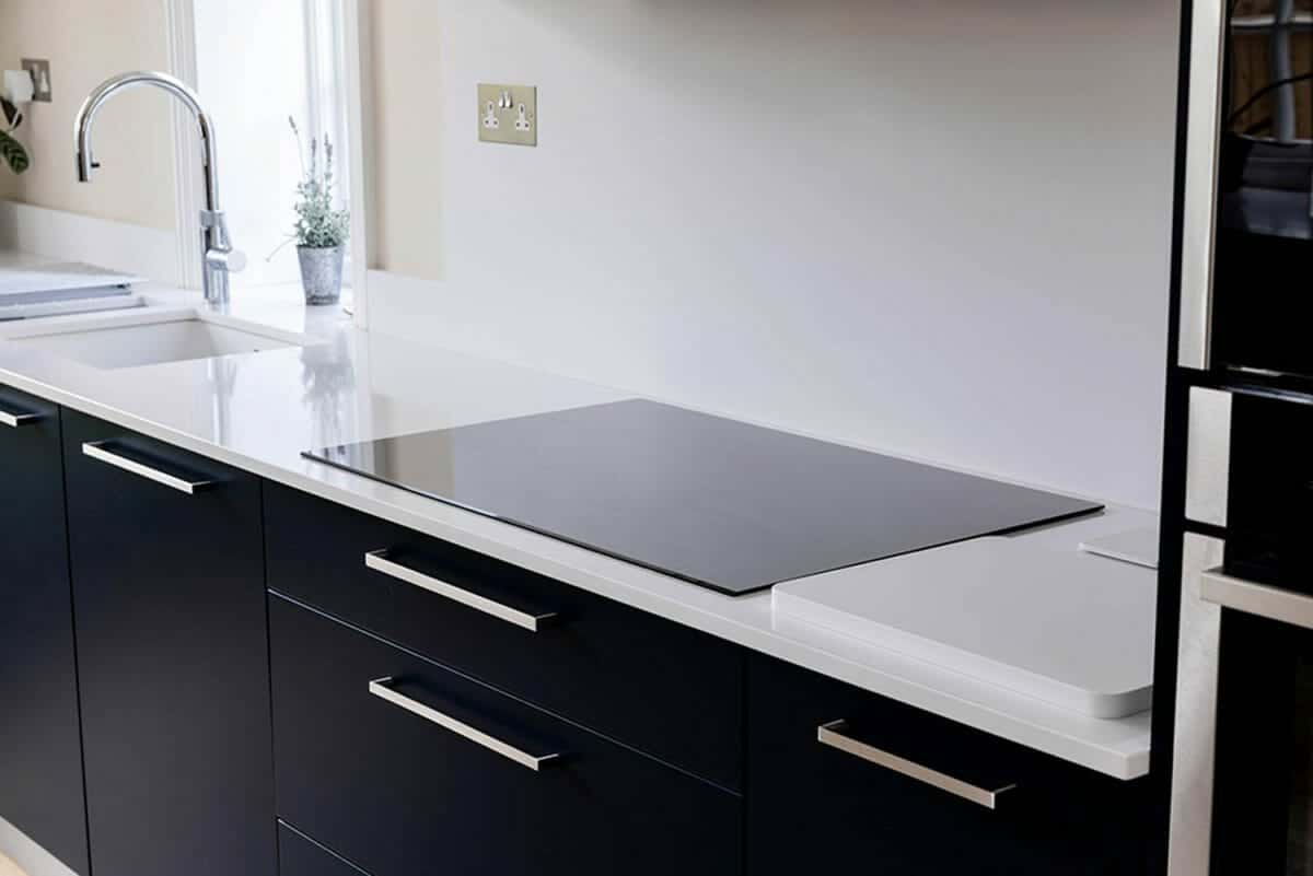 Ebstone Kitchens - Navy blue & white contemporary kitchen