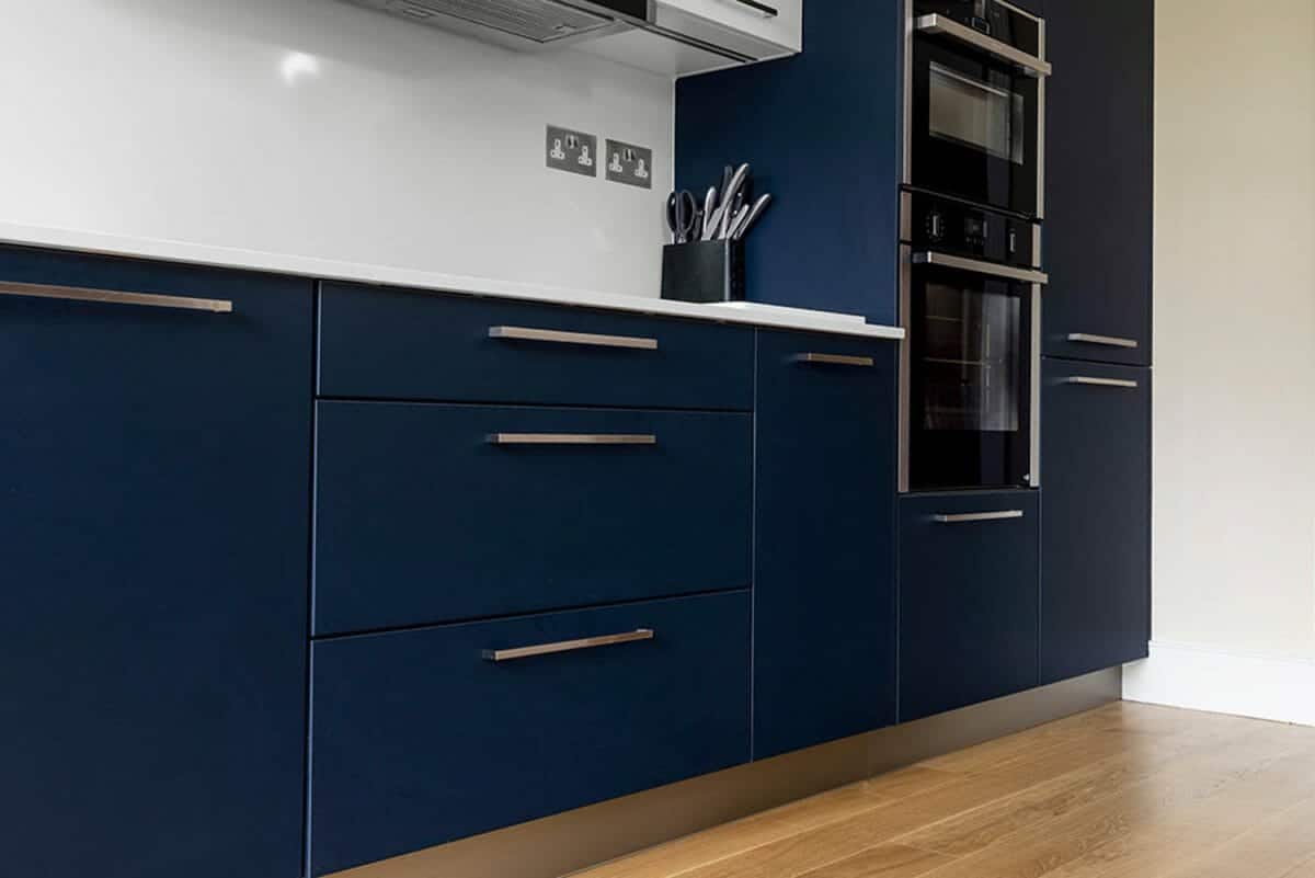 Ebstone Kitchens - Navy blue & white contemporary kitchen