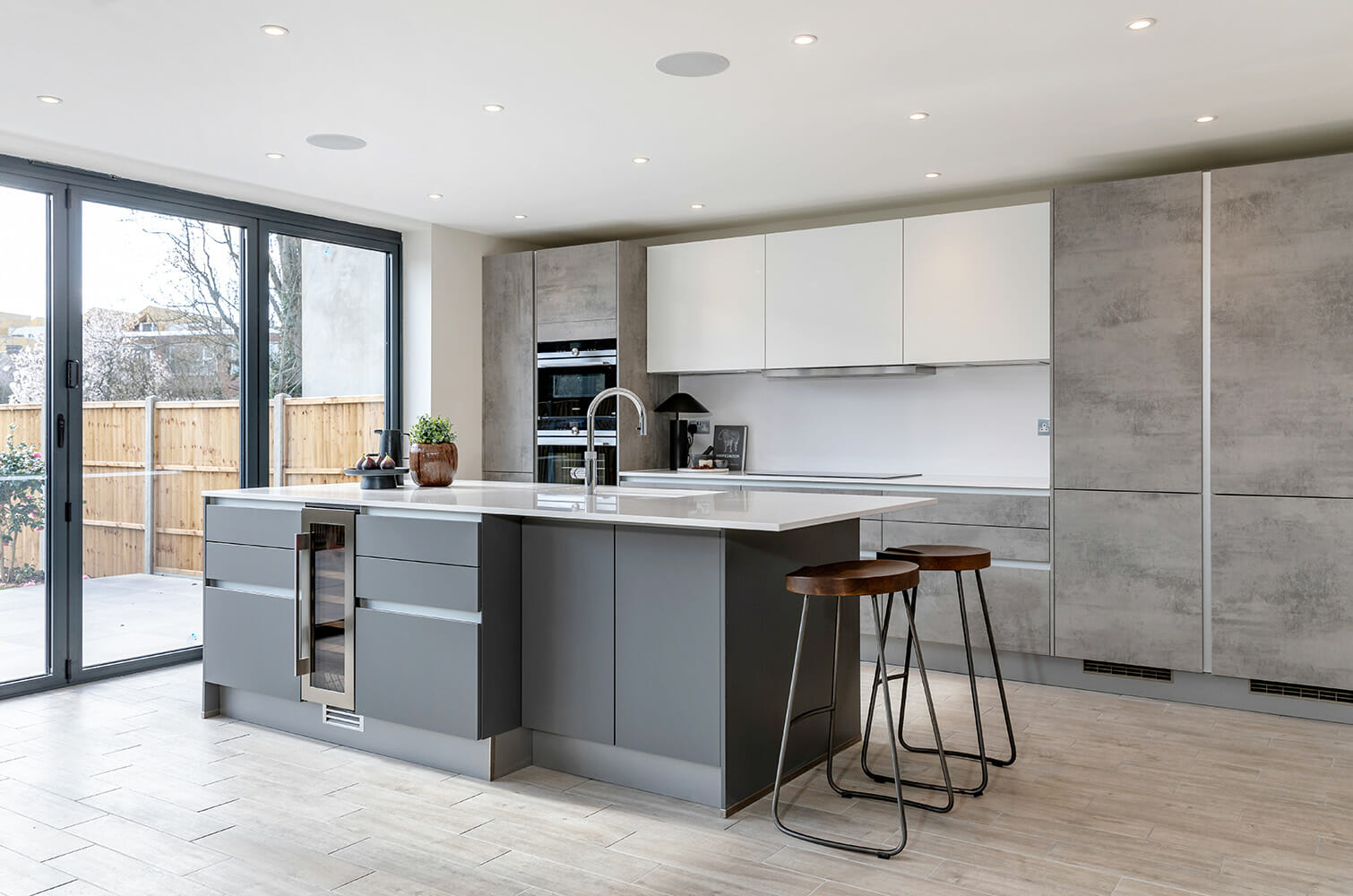 Modern Grey and White Kitchen