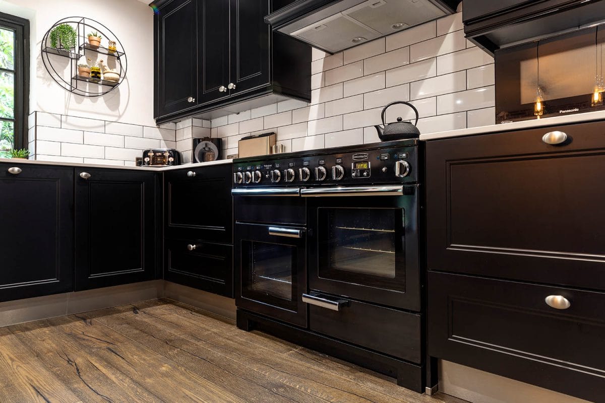 Monochrome Shaker Kitchen