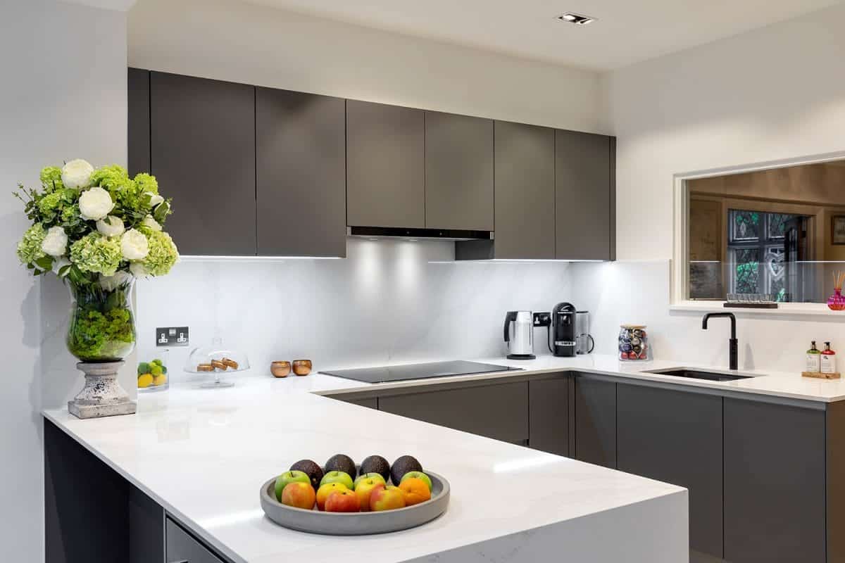 Grey Handleless Kitchen