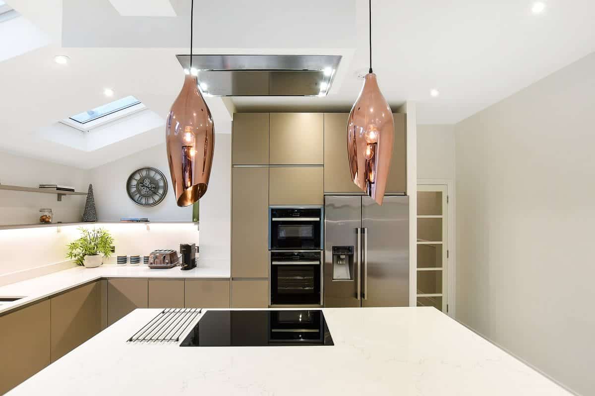 Sophisticated Modern Handleless Kitchen