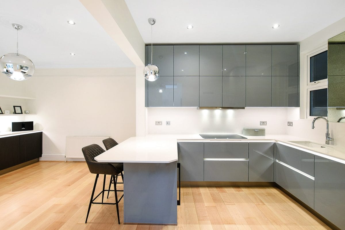 EBSTONE - Gloss Grey Handleless Kitchen