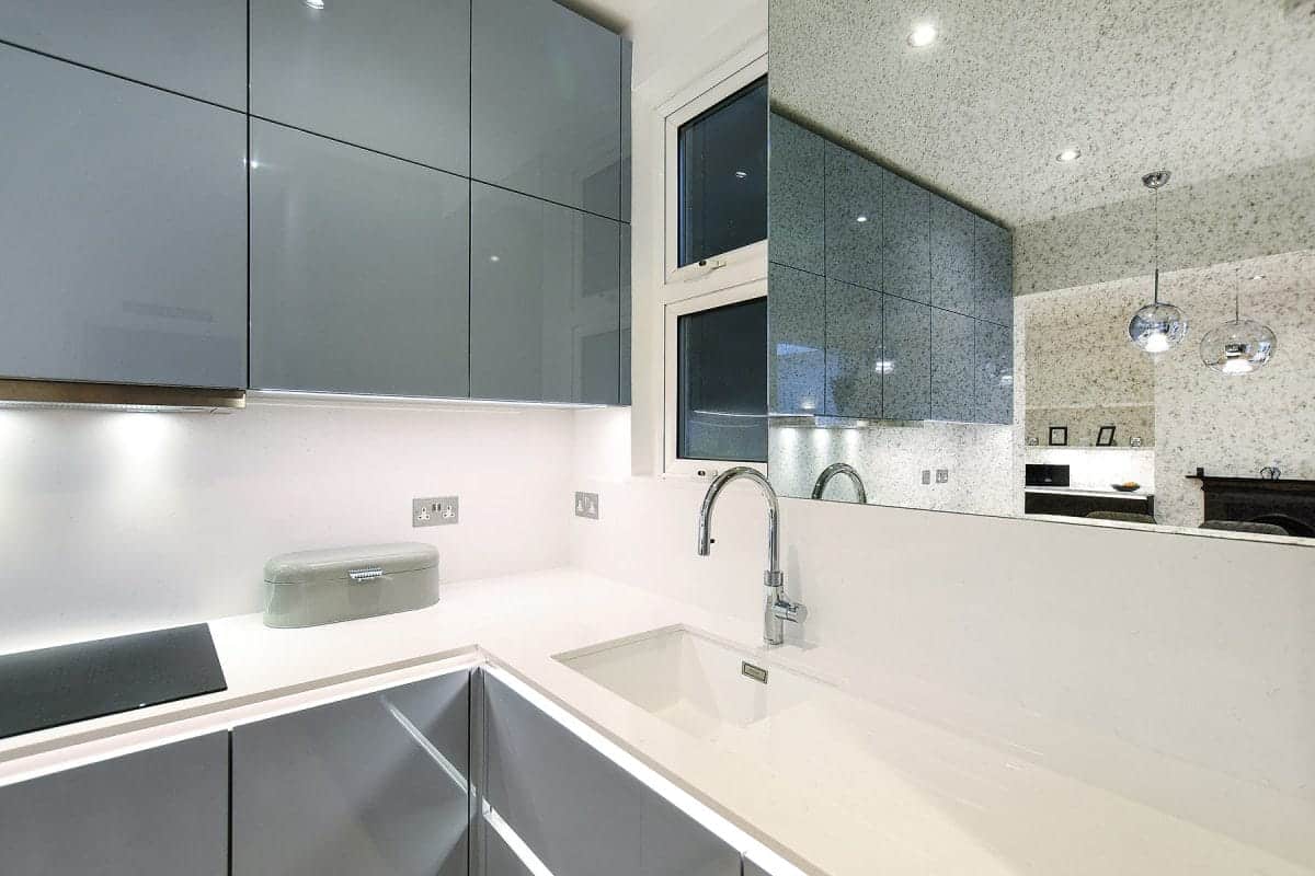 EBSTONE - Gloss Grey Handleless Kitchen