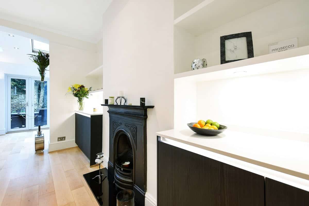 EBSTONE - Gloss Grey Handleless Kitchen