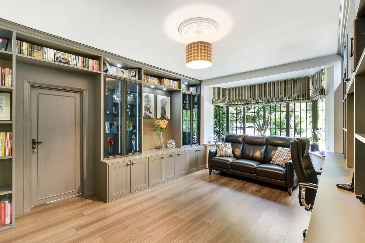 Traditional Style Office