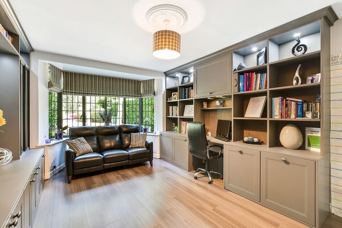 Traditional Style Office