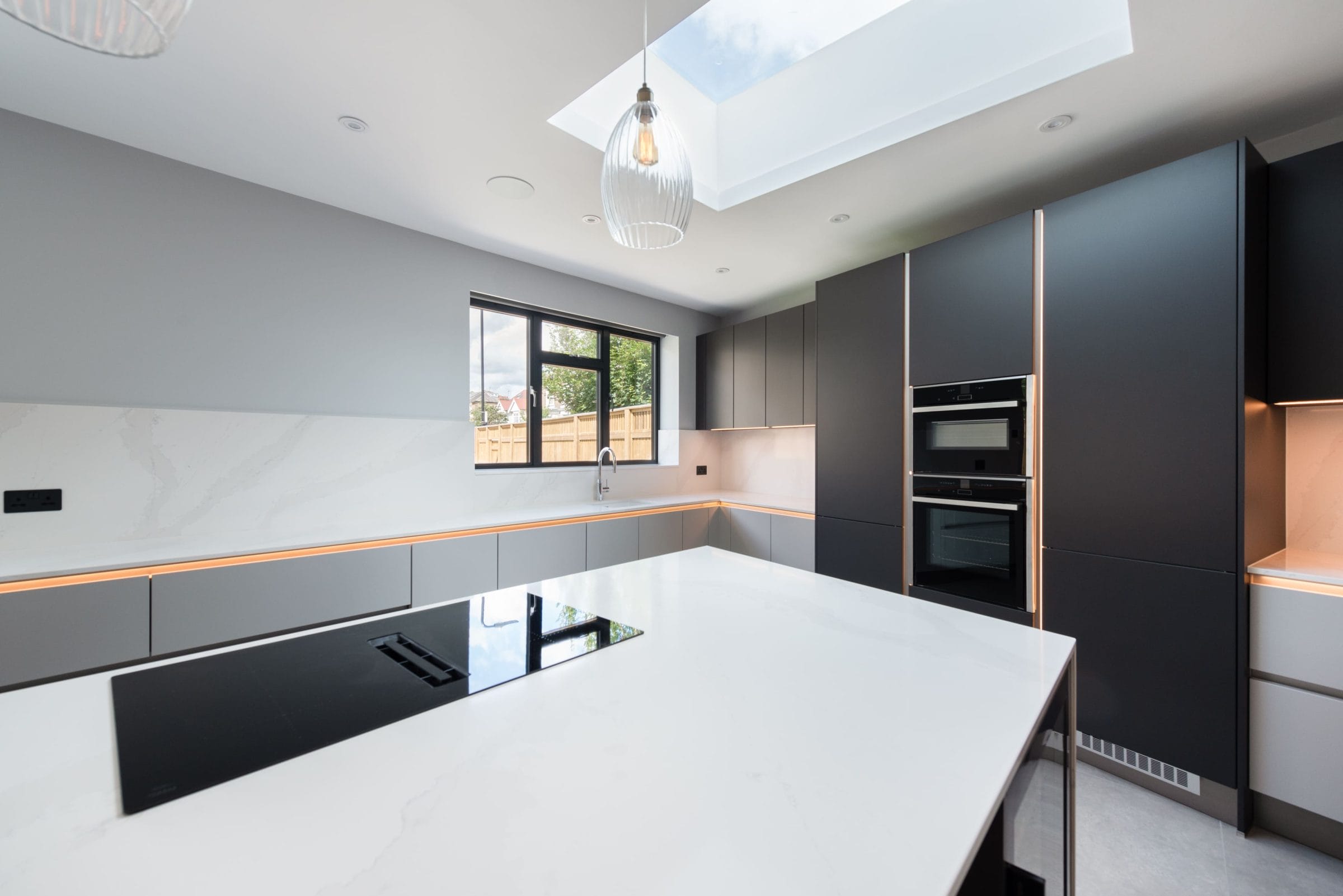Sleek Modern Graphite and Platinum Grey Kitchen | Ebstone Kitchens