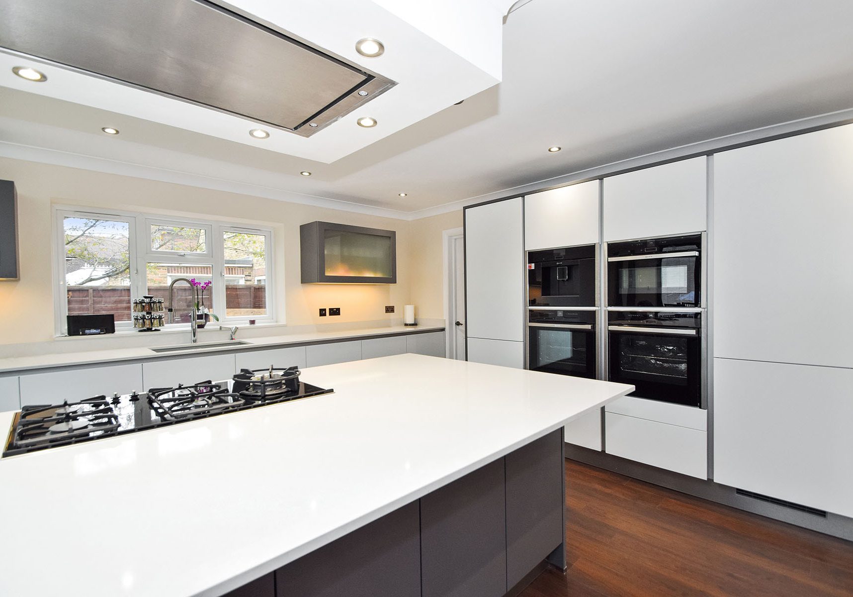 Light Grey and White Handleless Kitchen